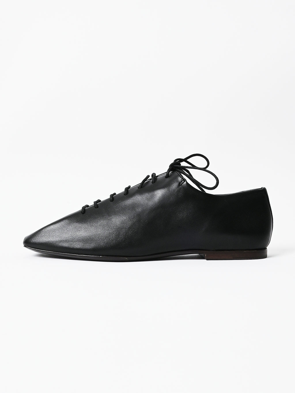 lemaire-black-souris-flat-