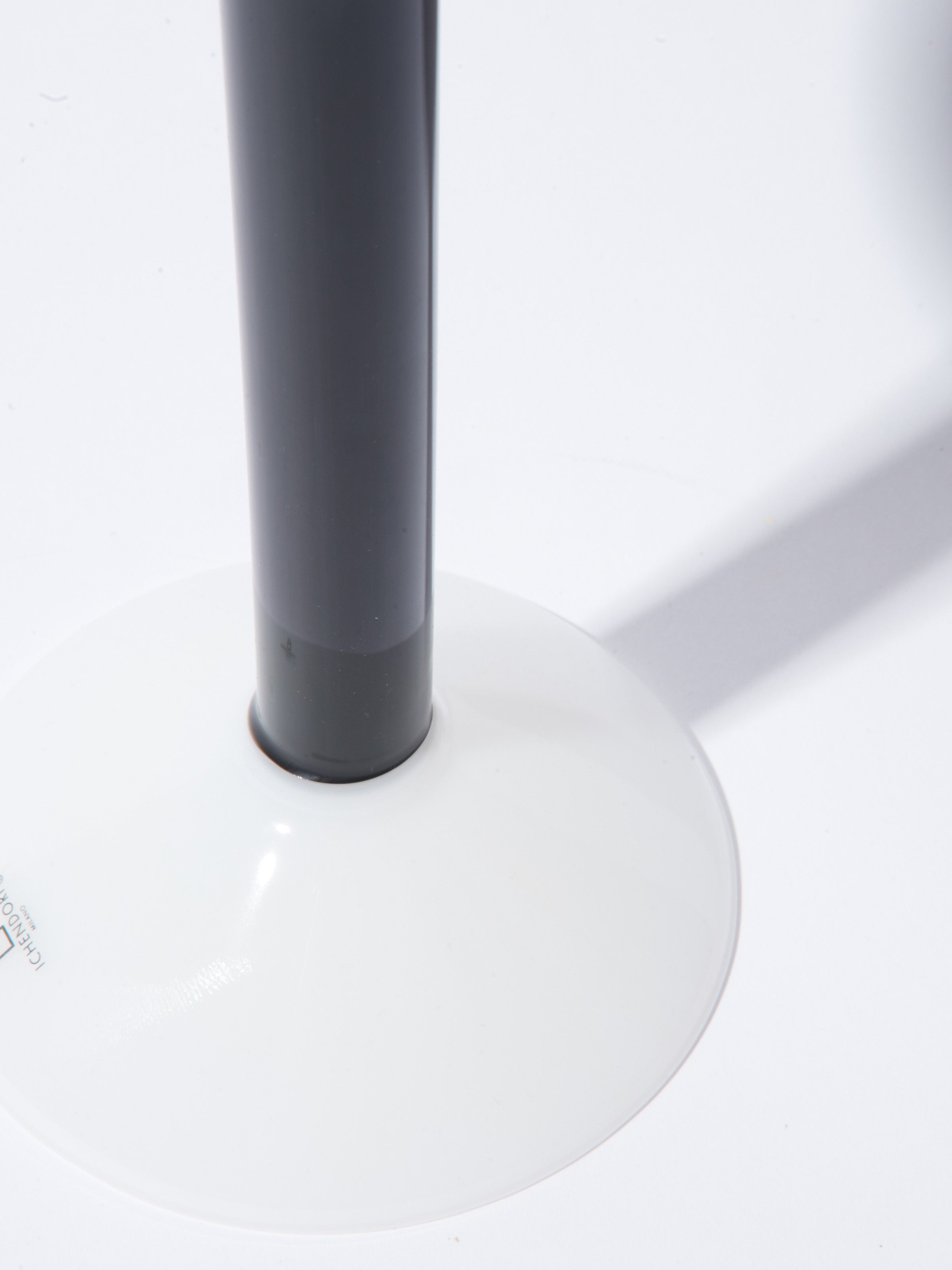 White/Black Candleholder - Thumbnail 5
