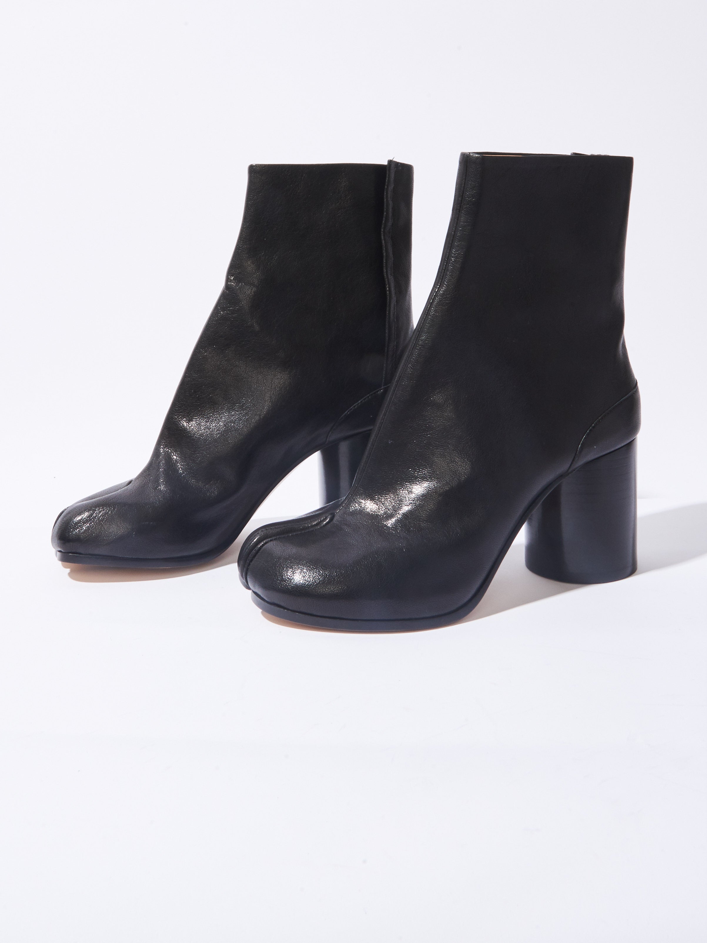 Black High-Heel Tabi Boots