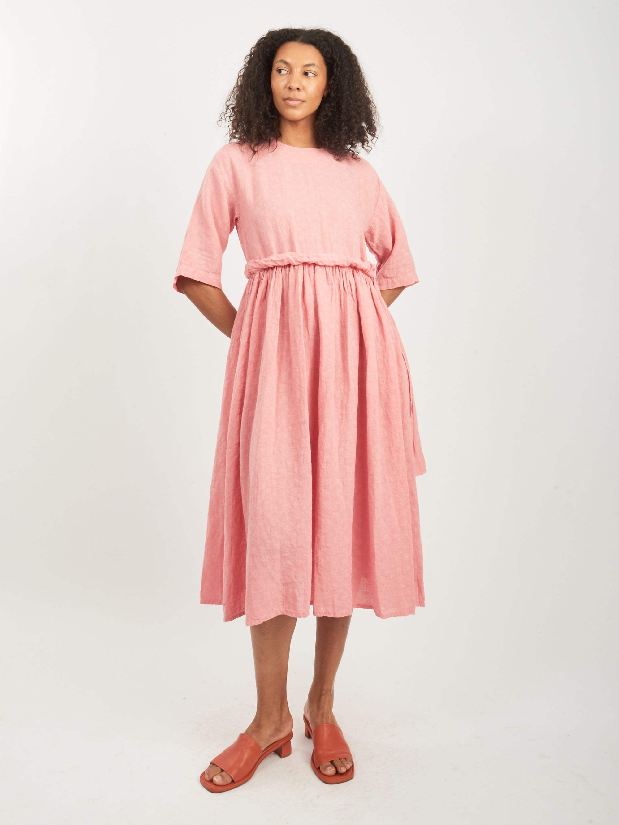 Cosmic Wonder - Peach Jade Old Floral-Patterned Linen Farmer Dress 