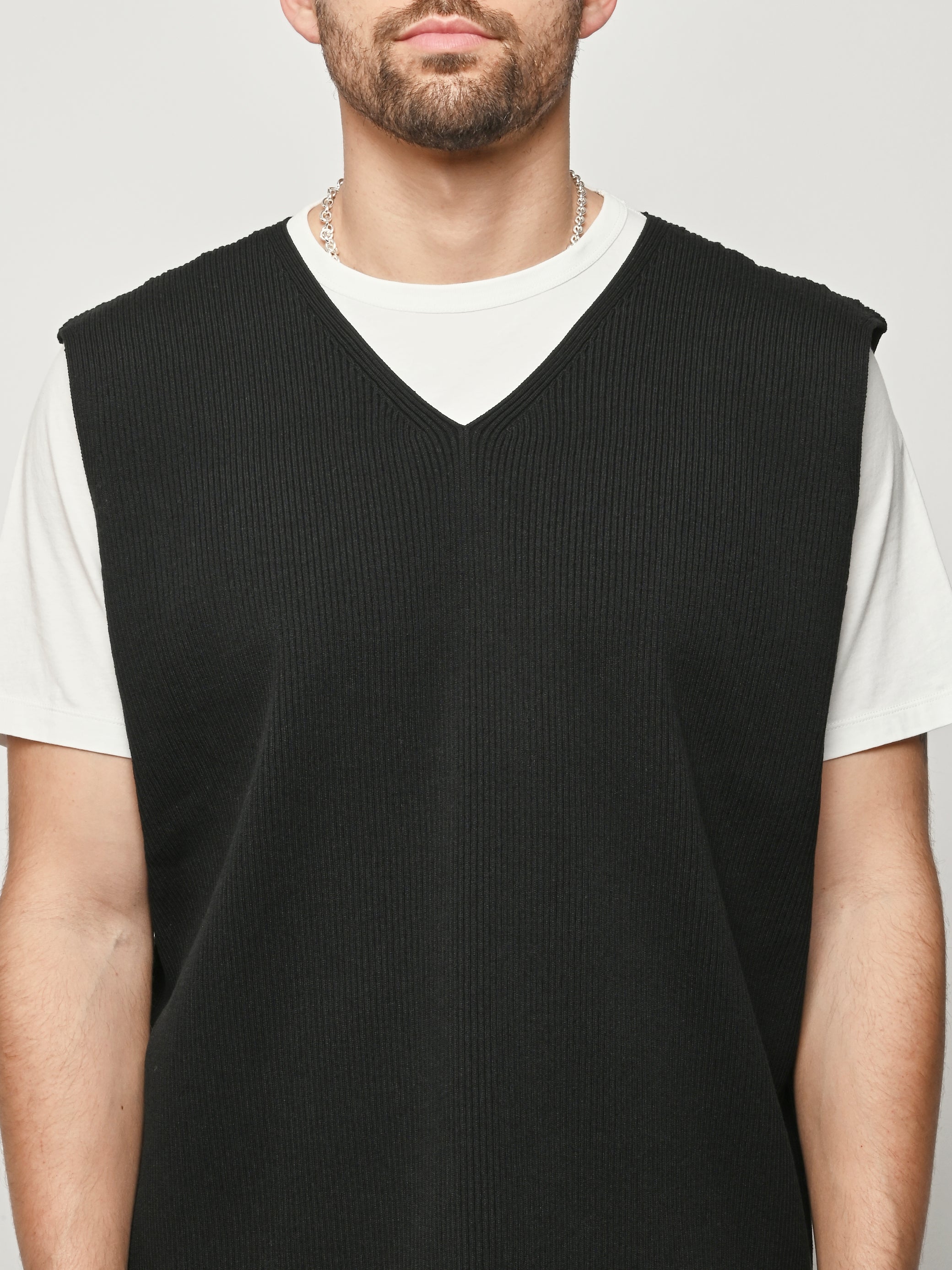 Homme Plisse Issey Miyake - Basic Knit Sweater Vest – Frances May