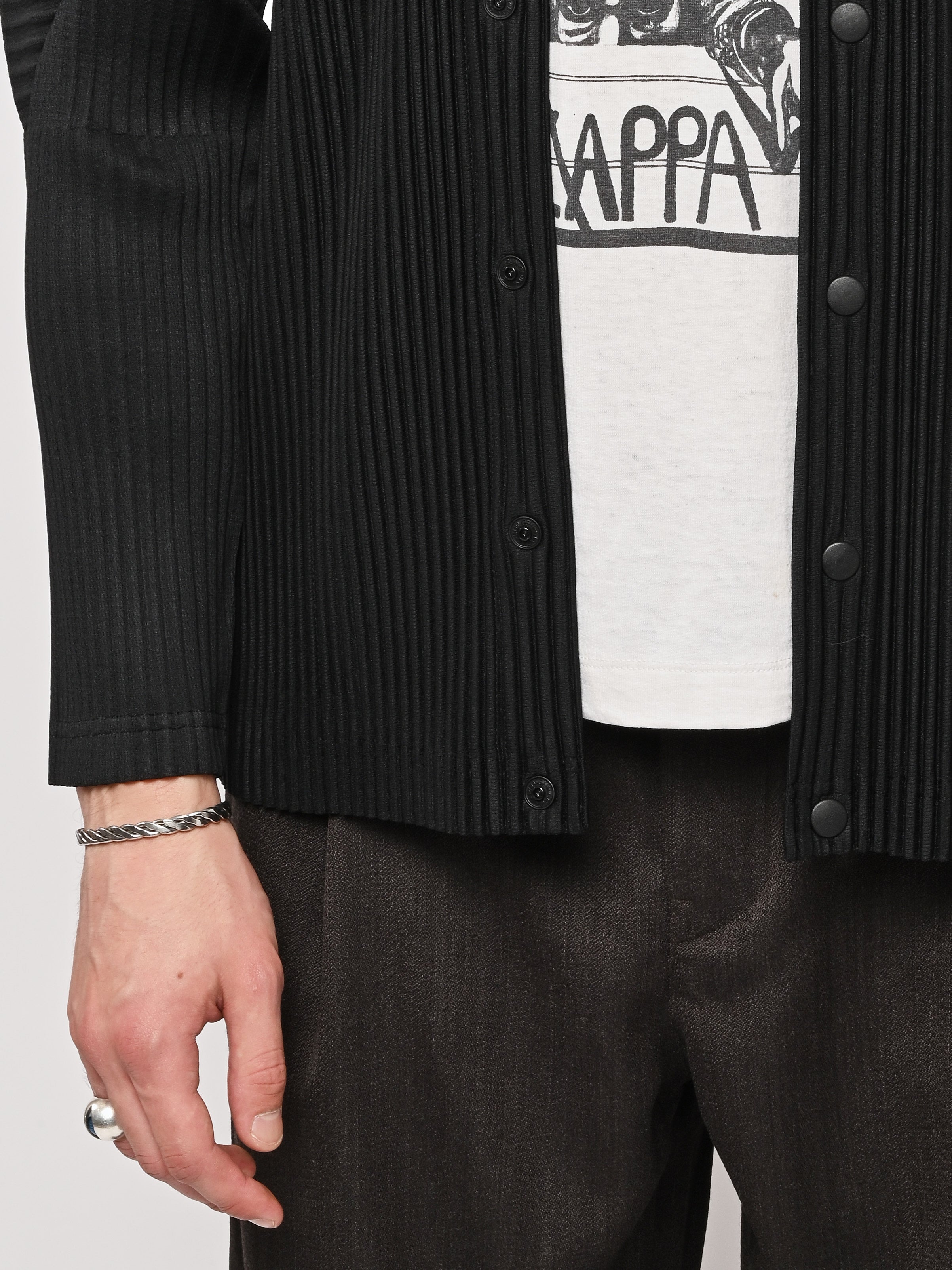Homme Plisse Issey Miyake - Black Basics Cardigan – Frances May