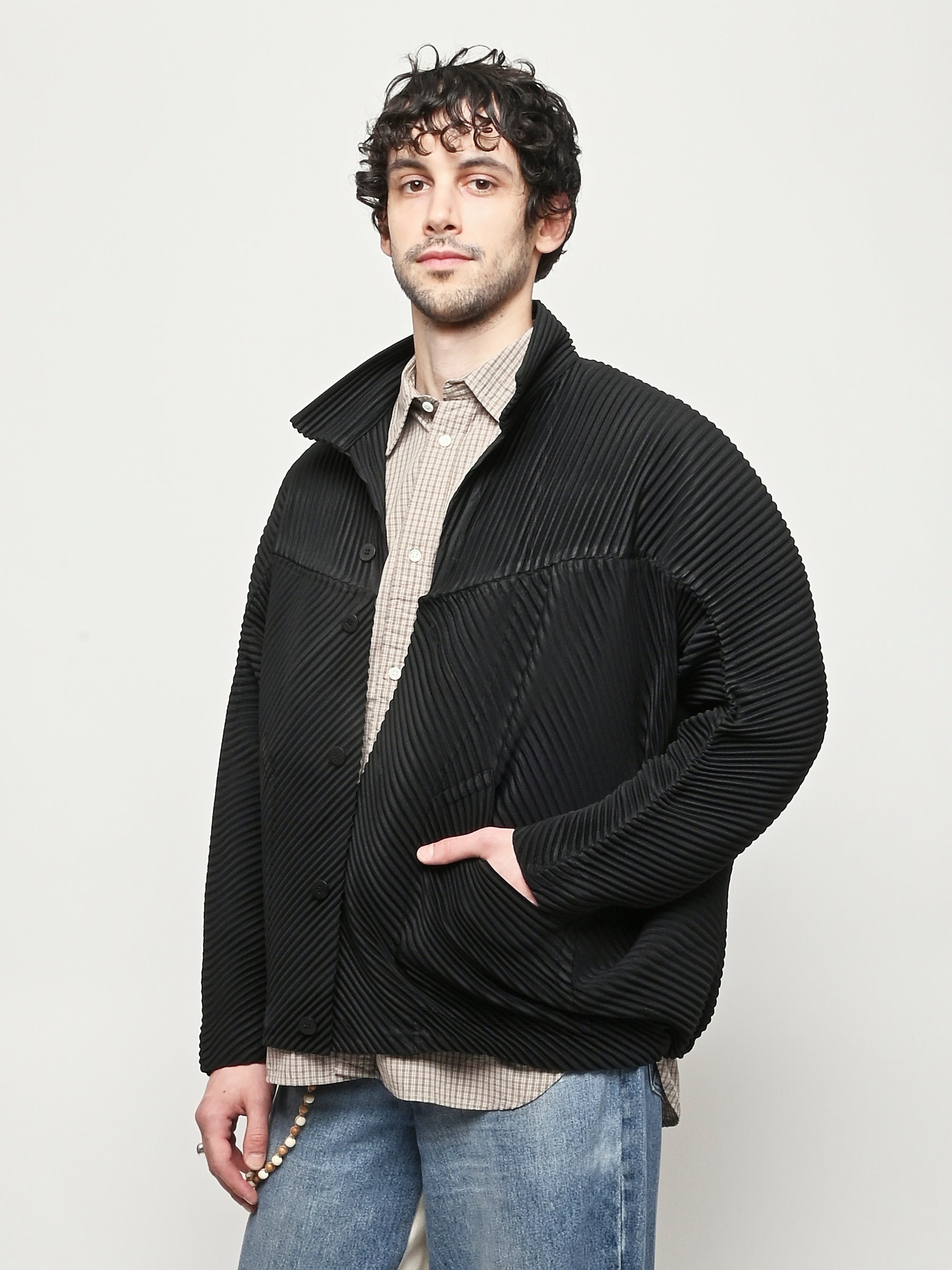 HOMME PLISSÉ ISSEYMIYAKE　ジップパーカー 3 ブラック Homme Plissé Issey Miyake ジップアップ パーカー | ブラック