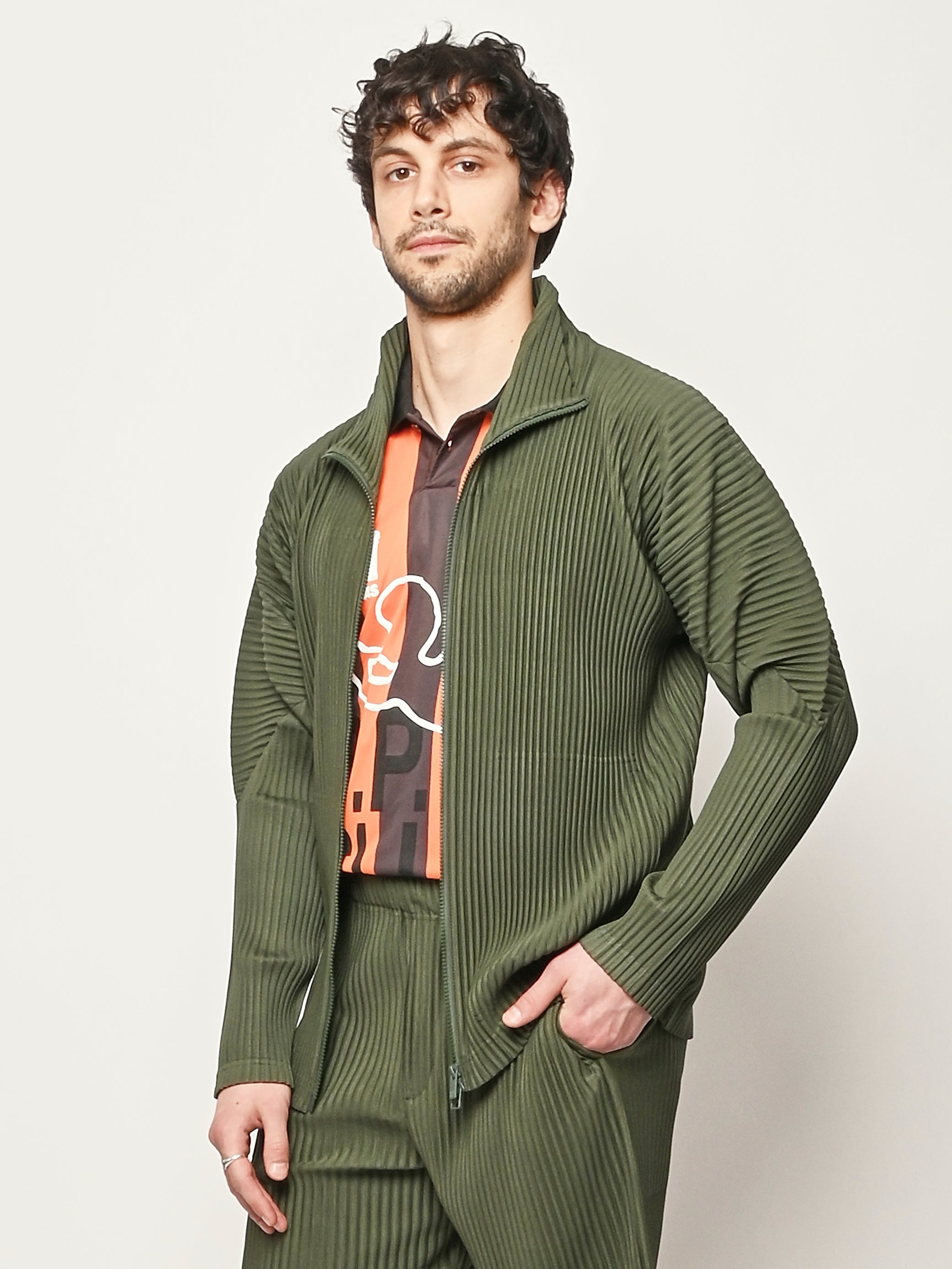 HOMME PLISSE ISSEY MIYAKE カーキ ジャケット　3 Homme Plissé Issey Miyake – Frances May