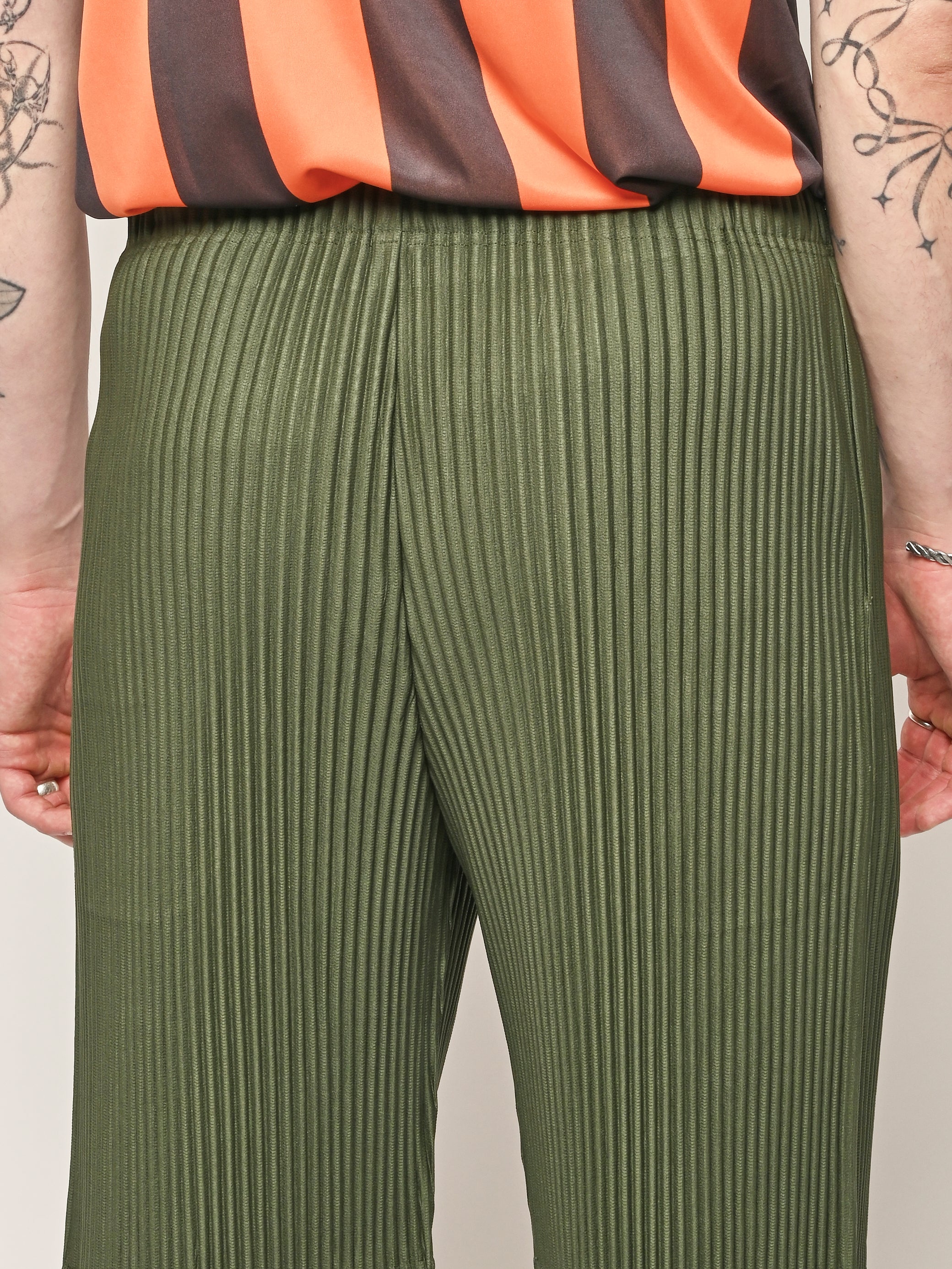 Homme Plisse Issey Miyake - Duomo Door Green Color Pleats 2 Shorts