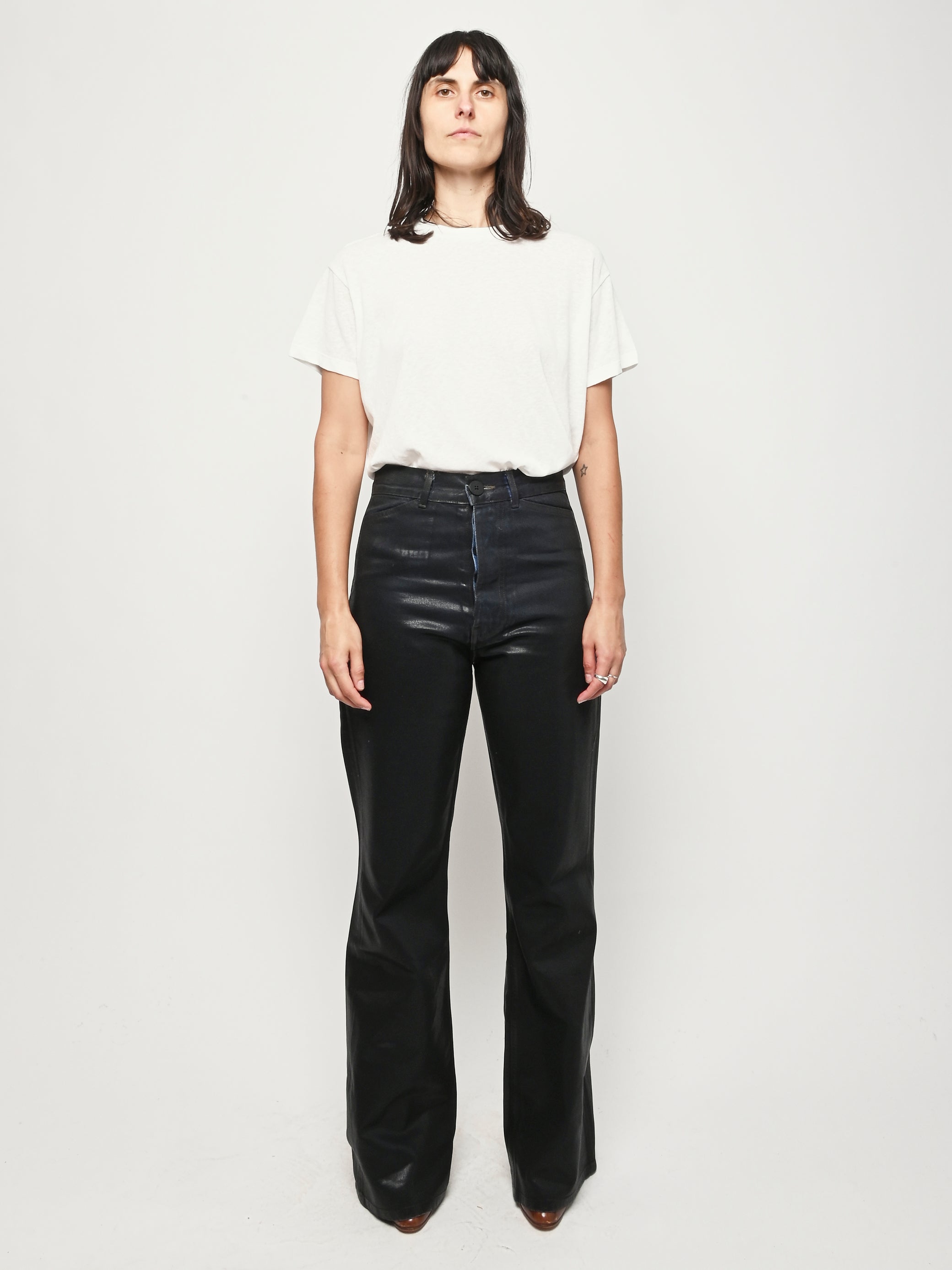 jesse-kamm-black-lacquer-les-