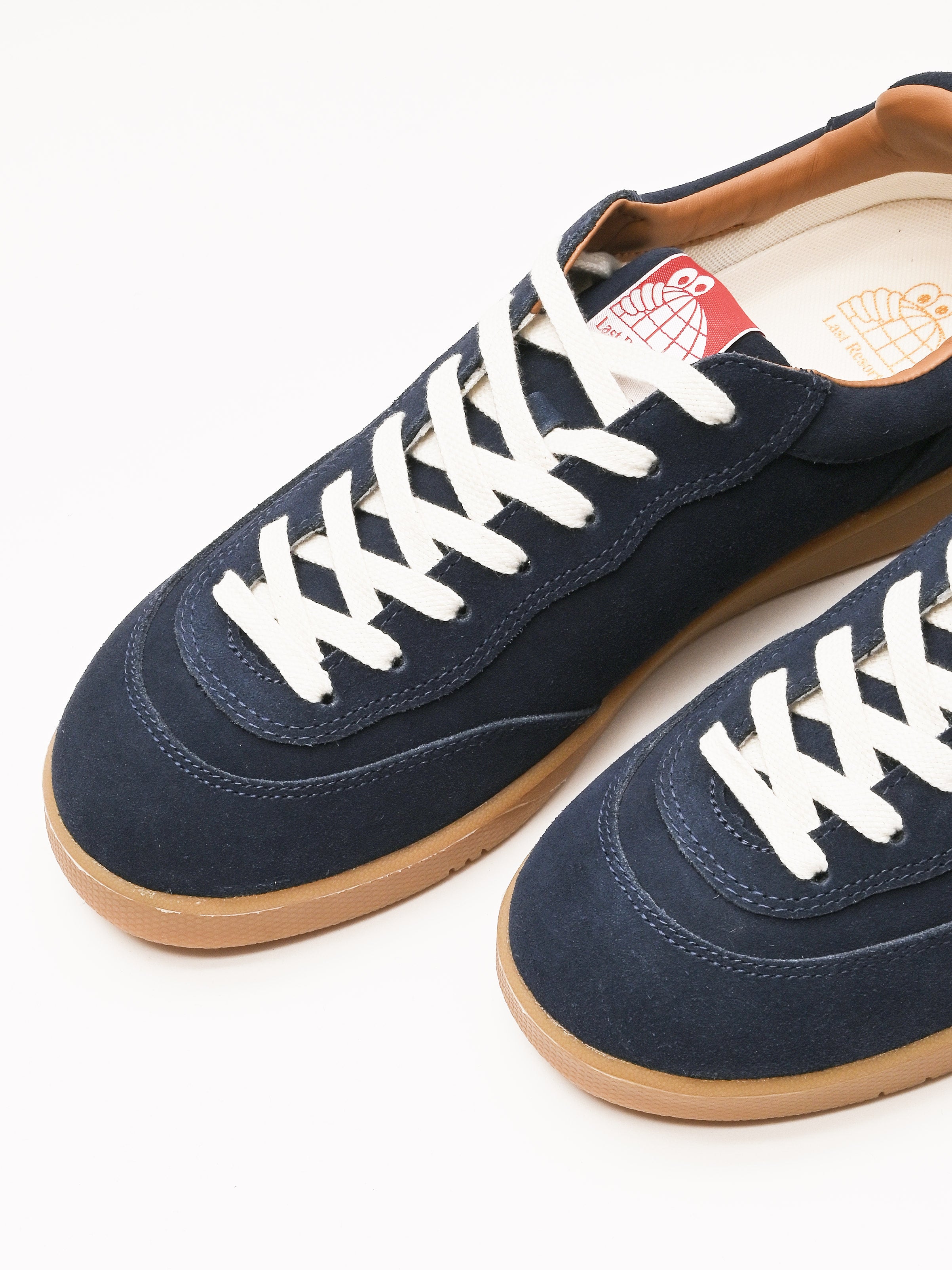 last-resort-ab-old-blue-gum-