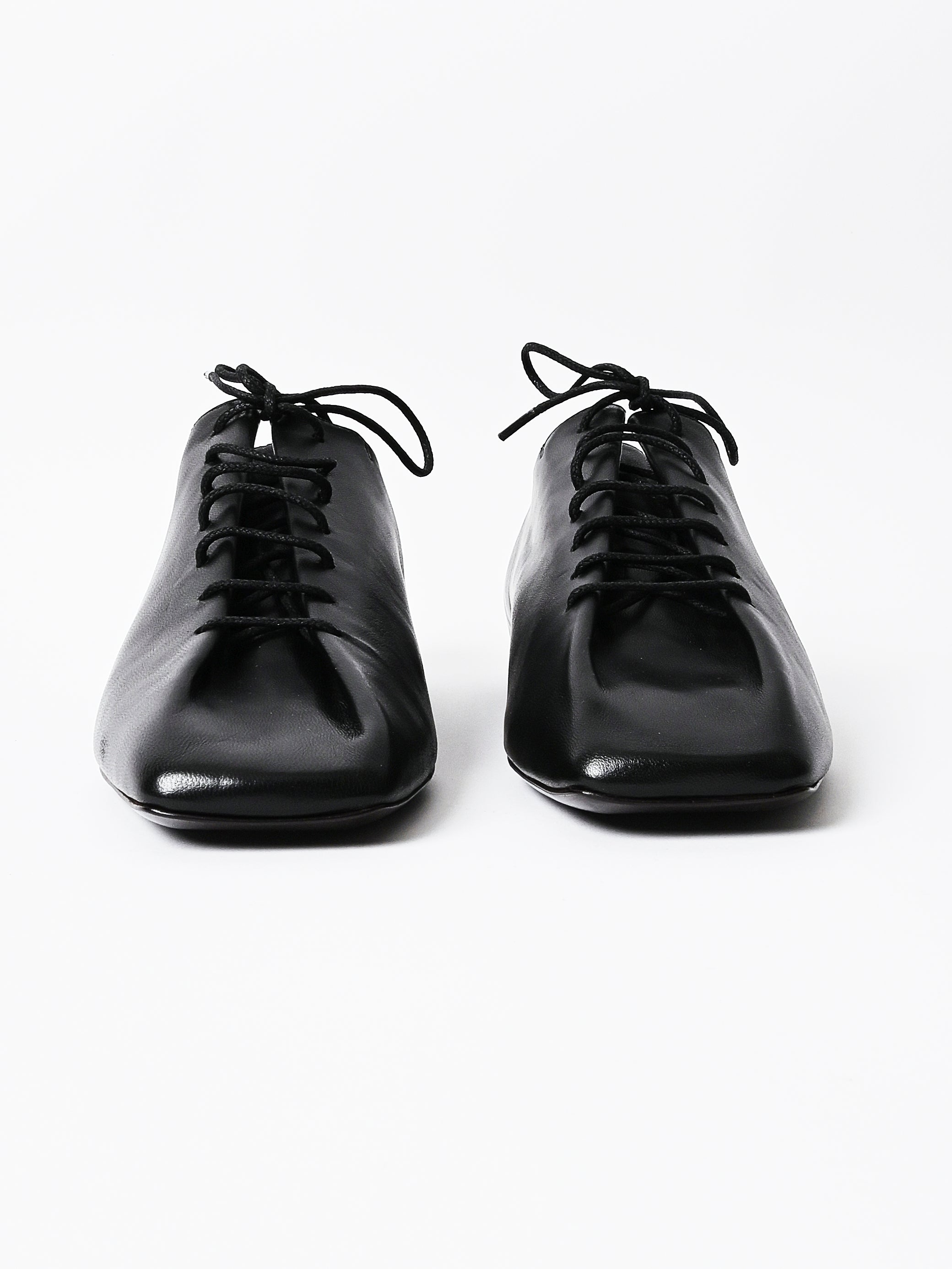 lemaire-black-souris-flat-