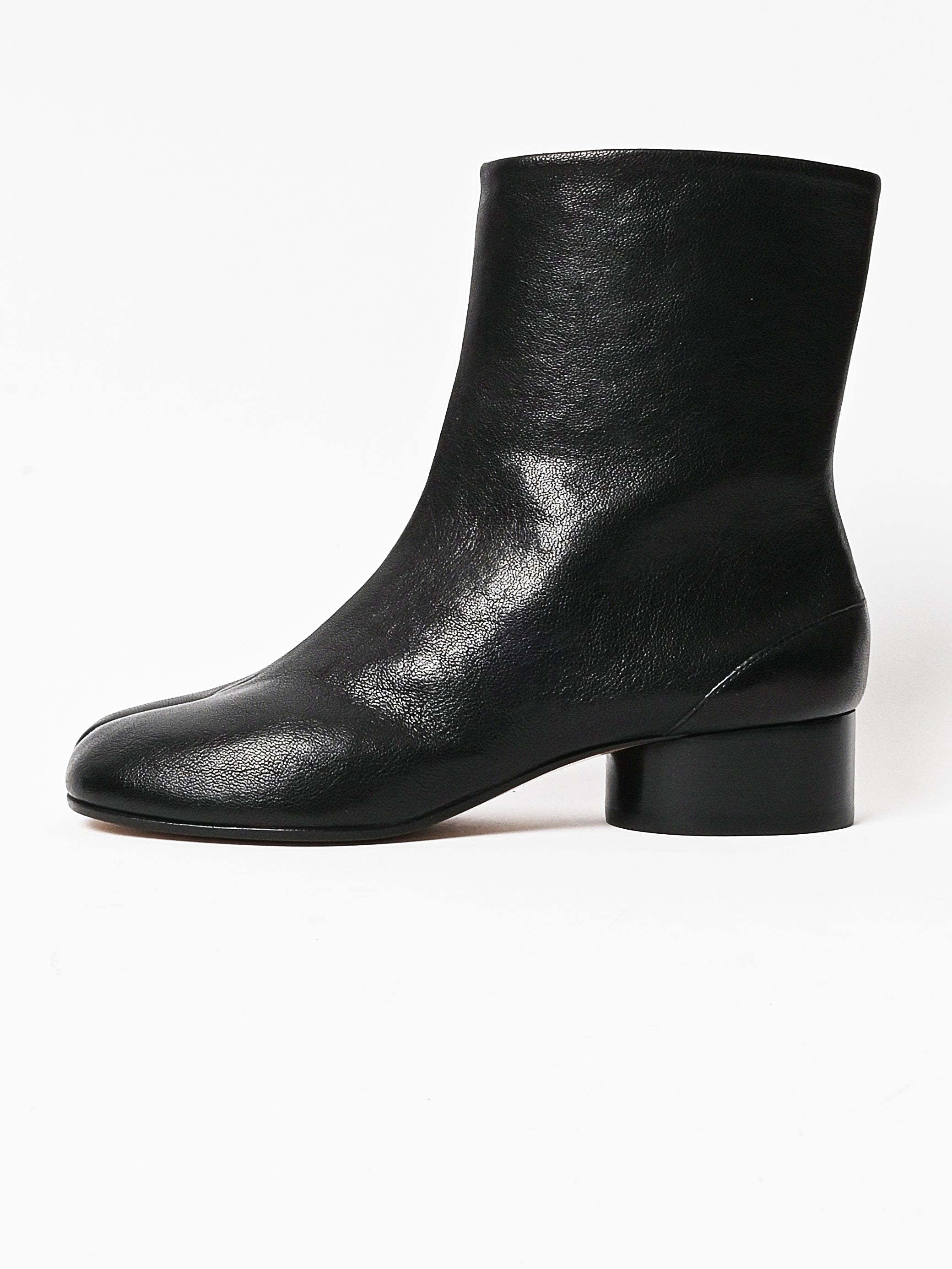 Maison Margiela - Black Low-Heel Tabi Boots – Frances May