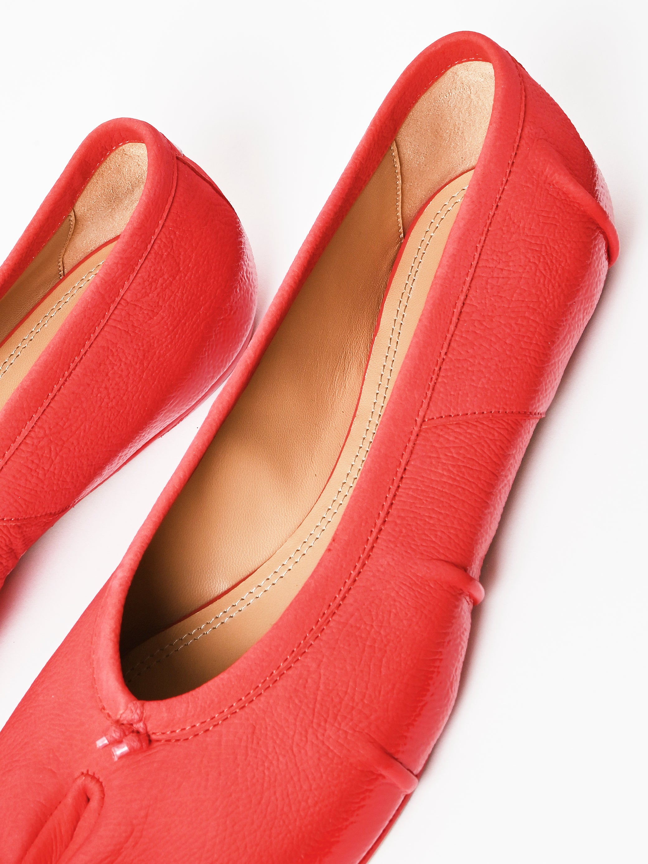 Maison Margiela - Red Tabi Ballerina – Frances May
