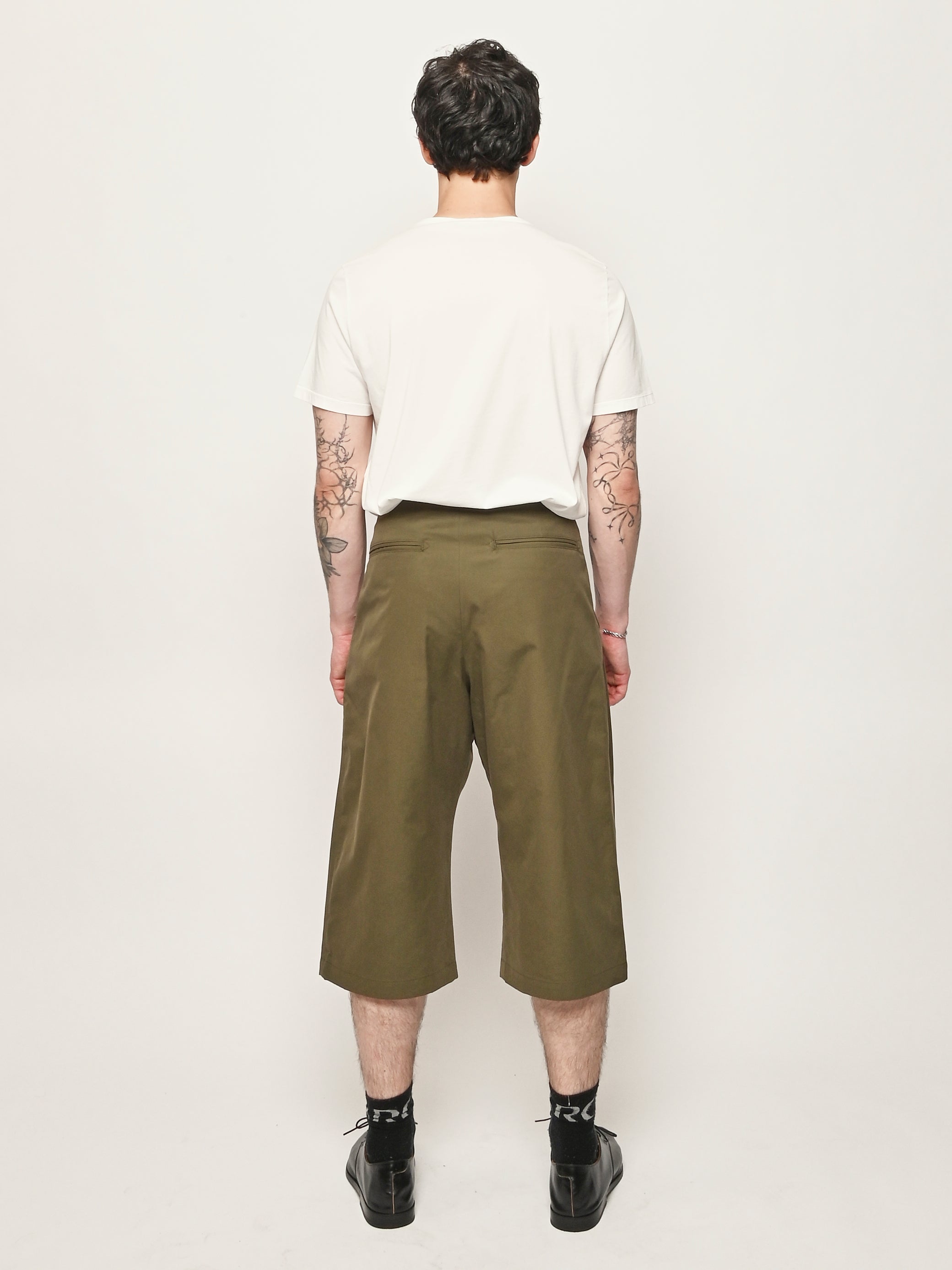Monitaly - Olive Vancloth Oxford Triple Tuck Wide Half Pants