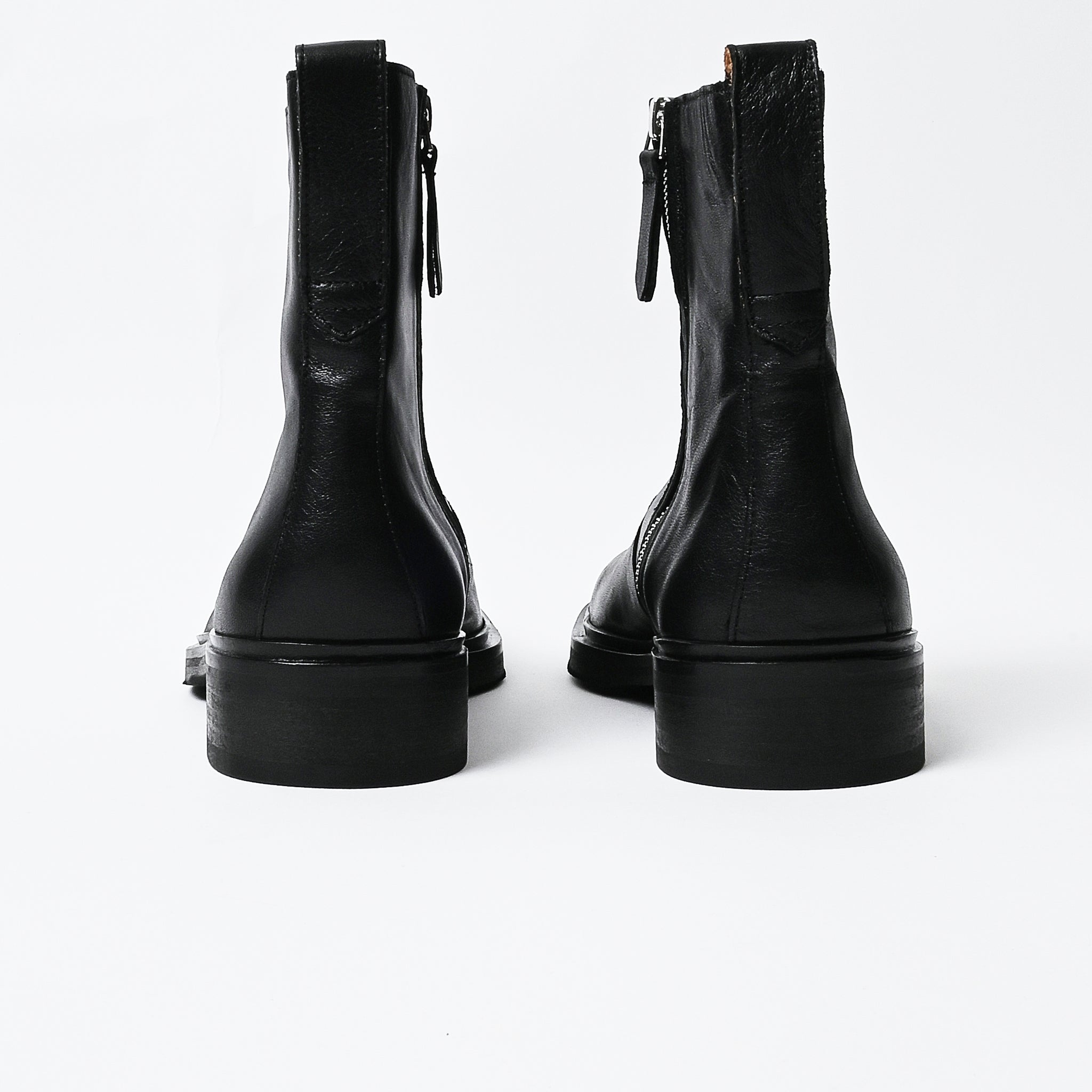 Our Legacy - Malleable Black Bull Hide Daimono Boot – Frances May