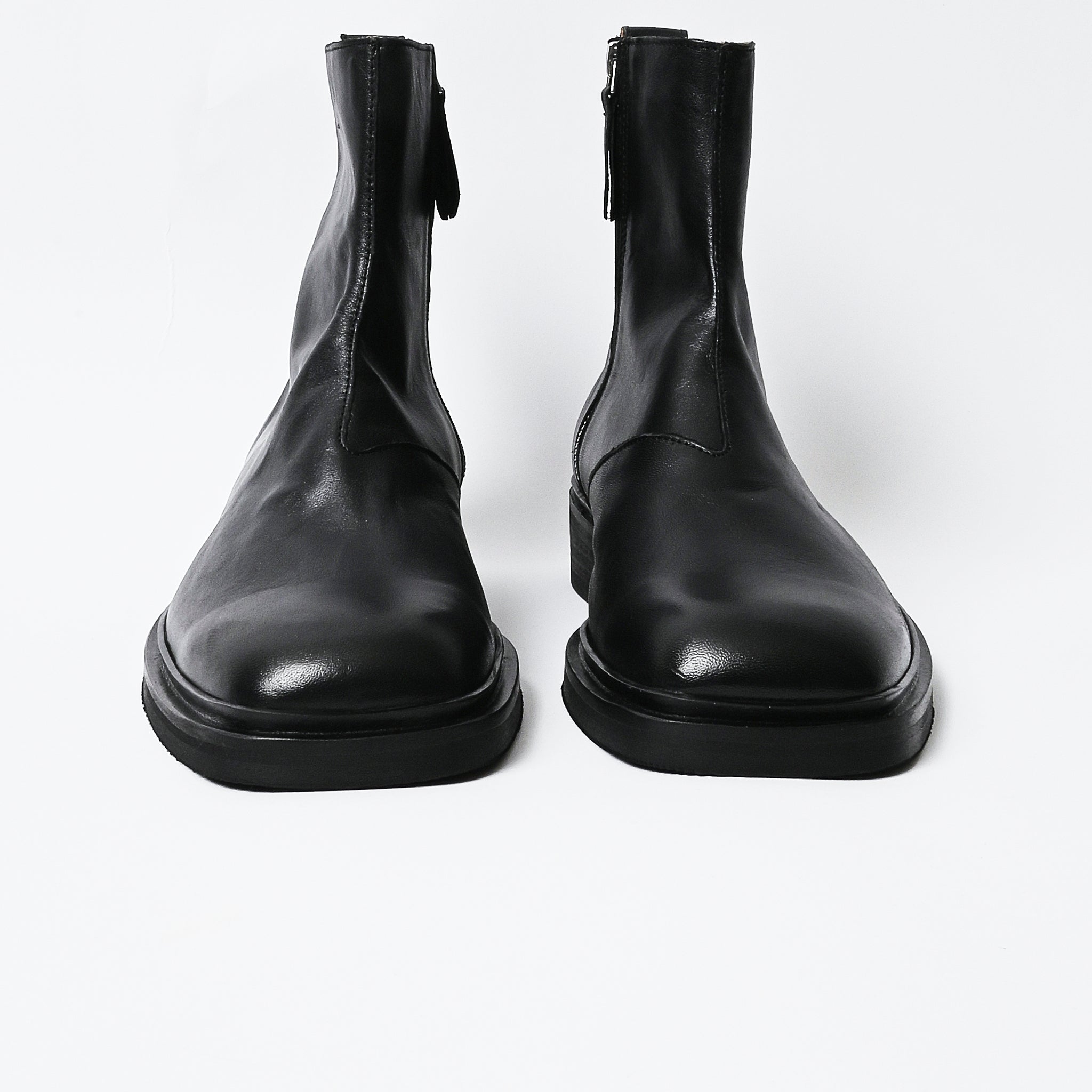 Our Legacy - Malleable Black Bull Hide Daimono Boot – Frances May