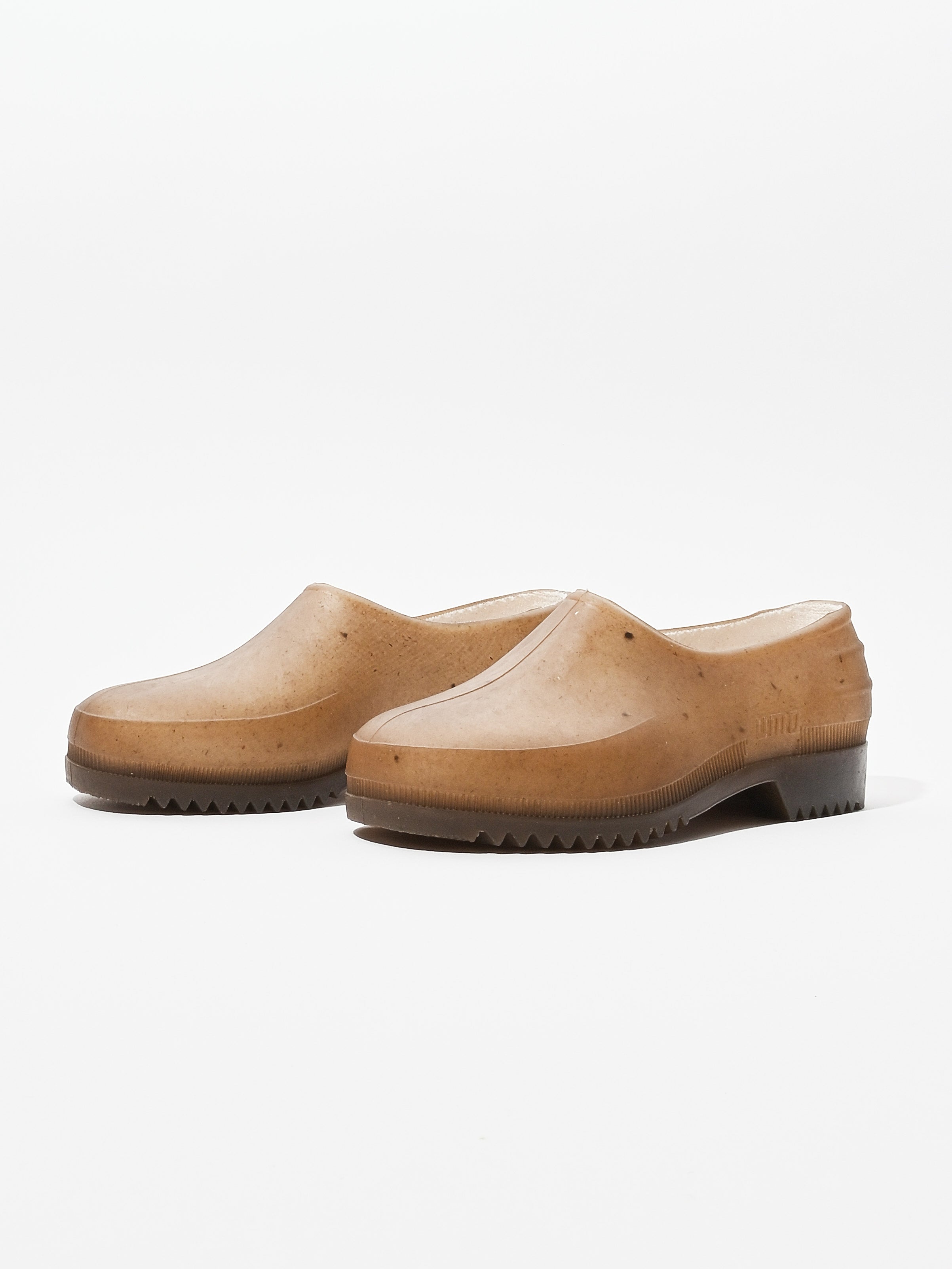 plasticana-ecru-gardana-clog-