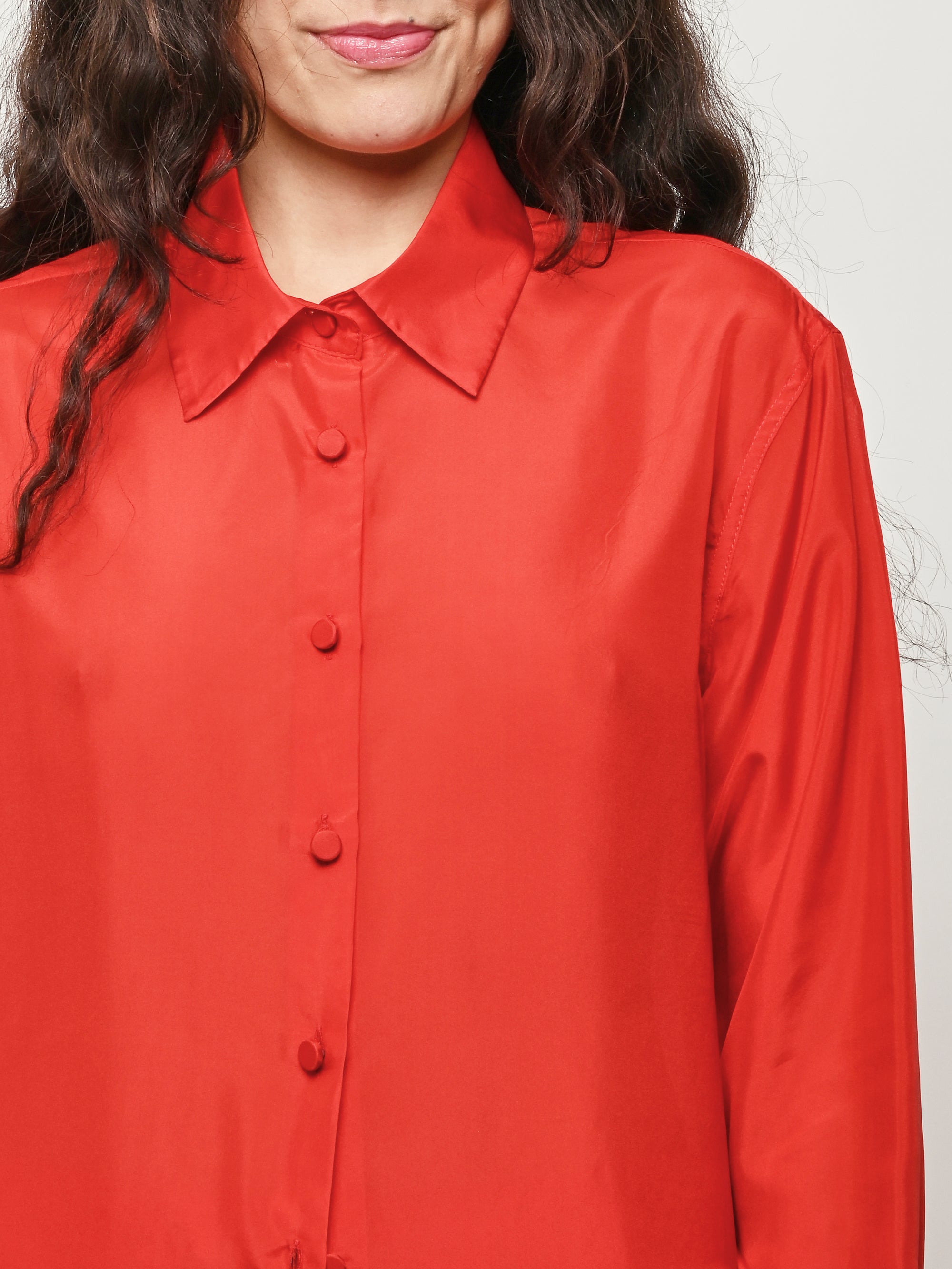 Red Quinney Shirt, M Red Quinney Shirt, M