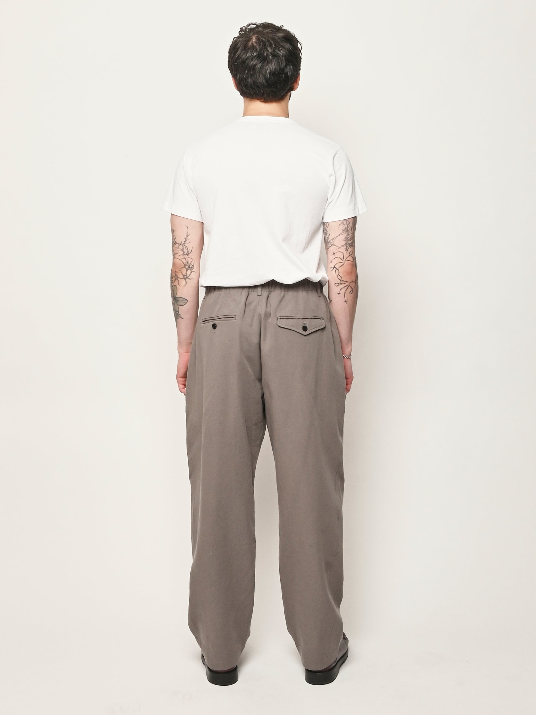 S.K. Manor Hill - Grey Tilt Pant – Frances May