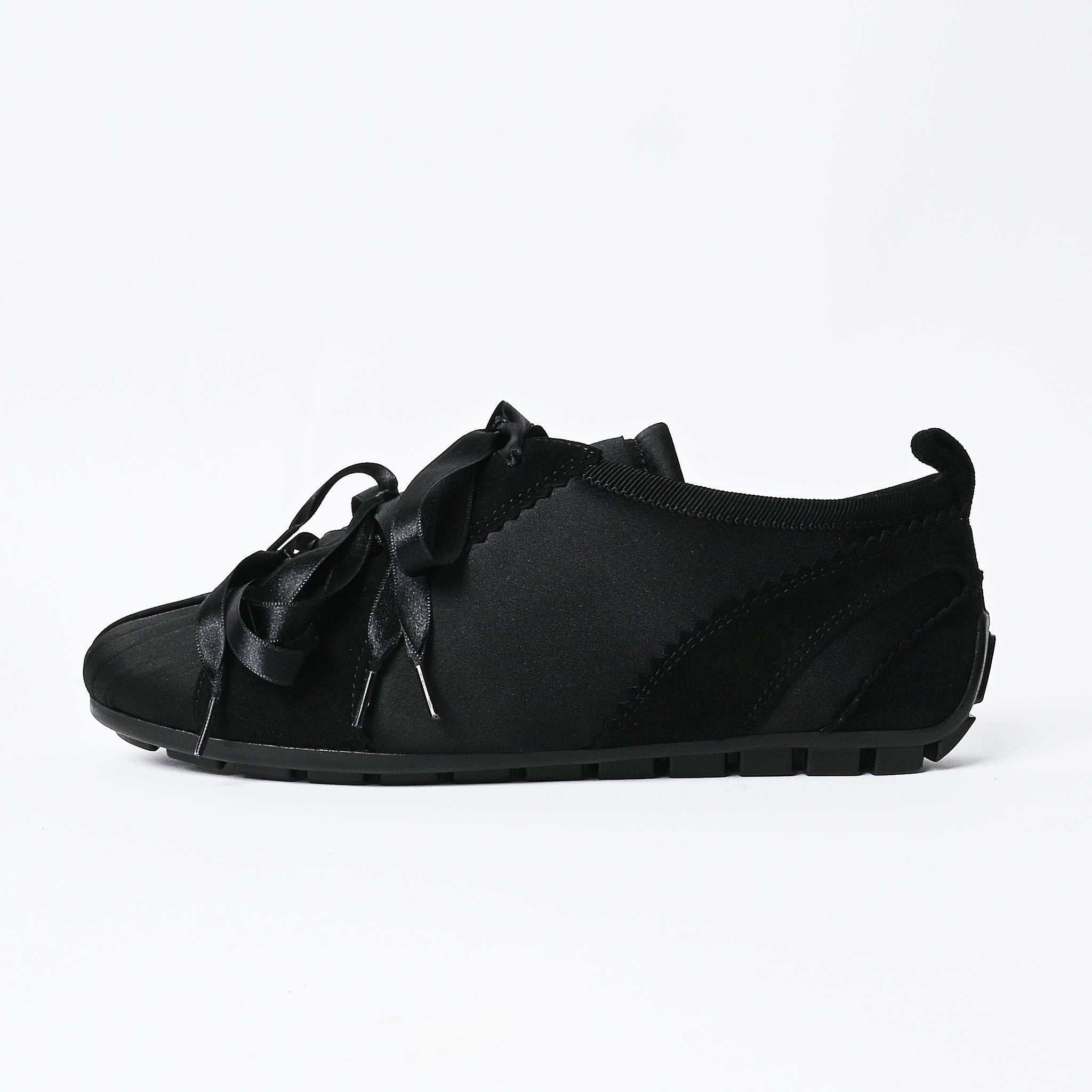 simone-rocha-black-ballerina- 